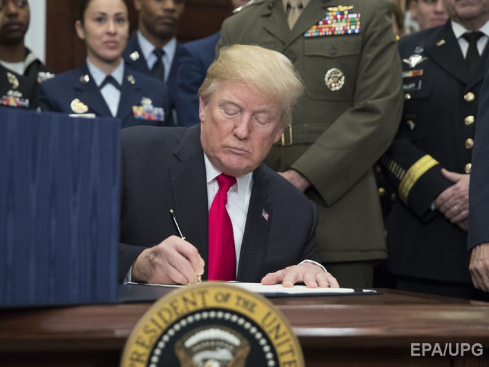 Трамп подписал оборонный бюджет США, предусматривающий помощь Украине