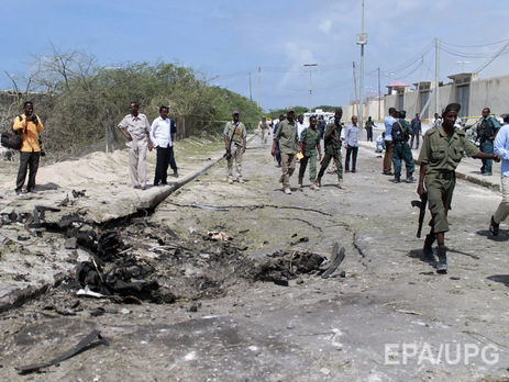 Смертник підірвав себе на параді в поліцейській академії Сомалі, 15 загиблих