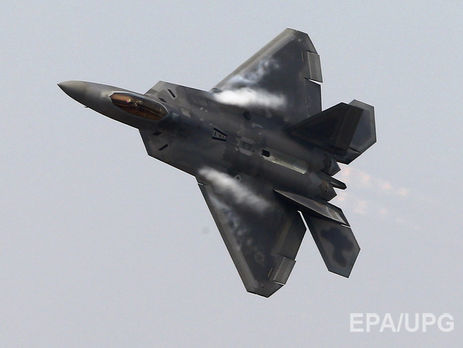 В Сирии истребители США стреляли, чтобы отогнать штурмовики РФ