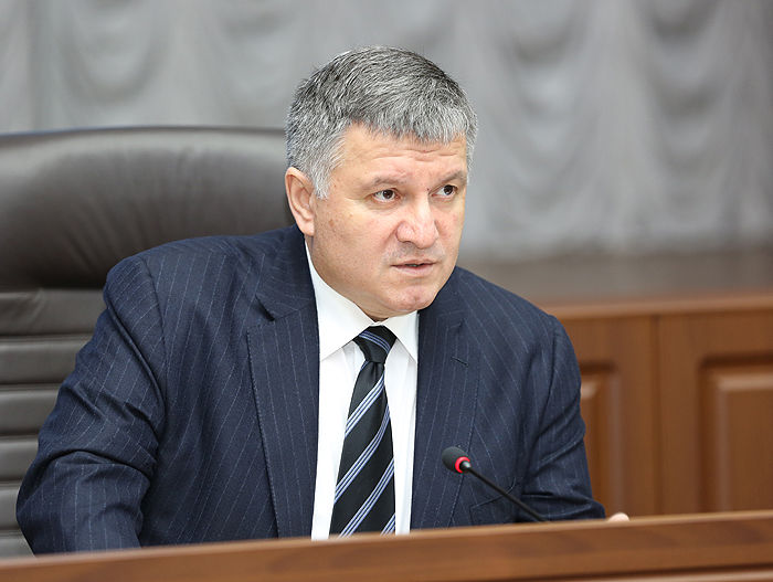 Аваков заявив, що Нацгвардія має бути готовою взяти під контроль ситуацію на Донбасі в межах мирного плану з деокупації