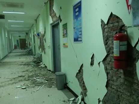 Жертвами землетрясения в Индонезии стало три человека