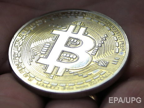 Вартість біткоіна перевищила $19 тис.