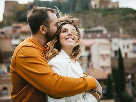 Беременная Джамала станцевала на улице в Одессе