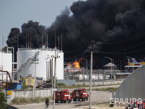 На колишній нафтобазі БРСМ у Василькові почалася пожежа