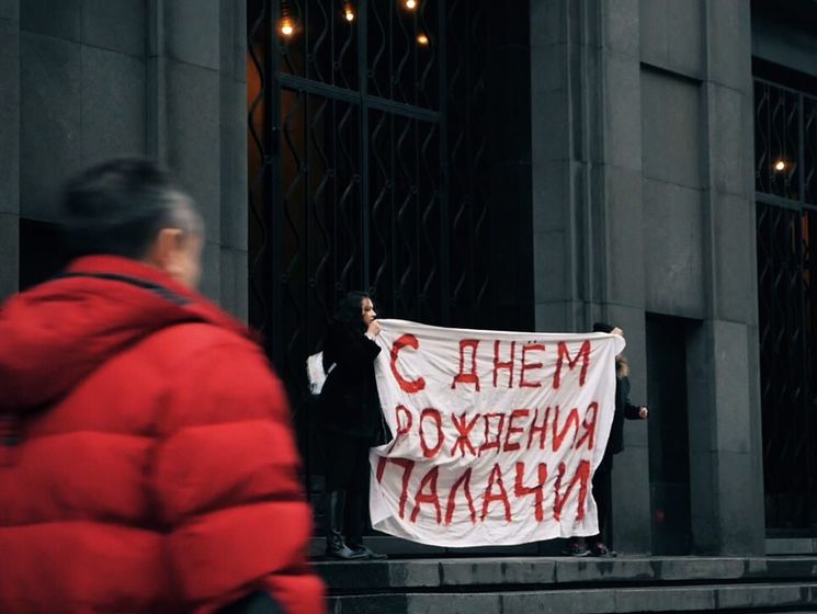 У Москві біля будівлі ФСБ затримали екс-учасницю Pussy Riot Альохіну