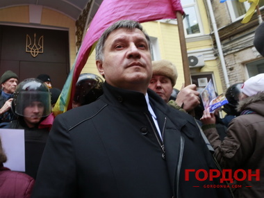 Аваков предложил считать голоса на выборах в присутствии милиции