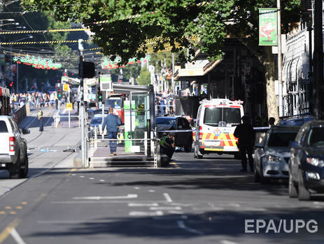 В Мельбурне автомобиль наехал на пешеходов, пострадали минимум 13 человек