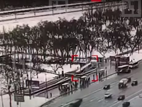 Опубликованы кадры момента наезда автобуса на пешеходов в Москве. Видео