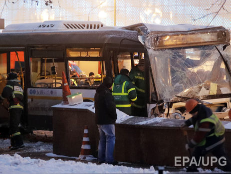 Автобус задавил людей в подземном переходе в Москве. Фоторепортаж