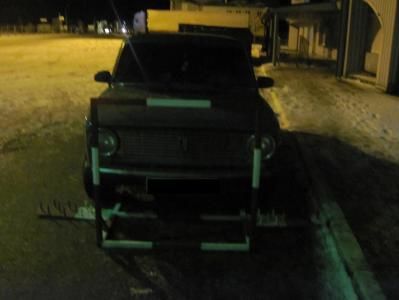 В Сумской области мужчина на автомобиле ВАЗ пытался прорваться через украинско-российскую границу