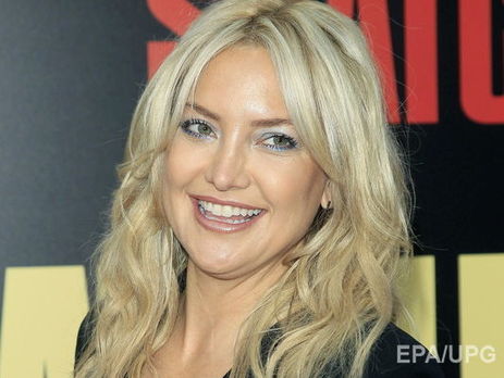 Хадсон опубликовала записи своего вокала