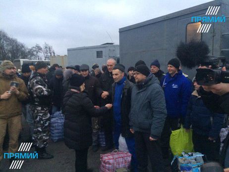 У Донецькій області відбувся обмін утримуваними особами. Фоторепортаж