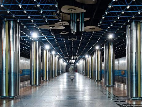 У новорічну ніч метро в Києві працюватиме на три години довше