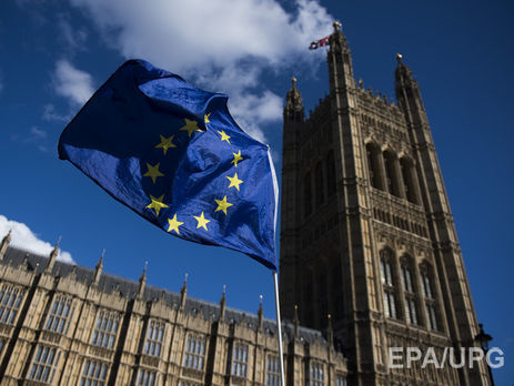 Парламент Британії пригрозив Facebook і Twitter санкціями