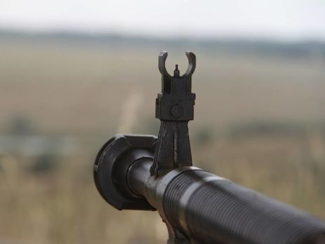 Новорічне перемир'я: у штабі АТО заявили, що бойовики двічі обстріляли позиції українських військових