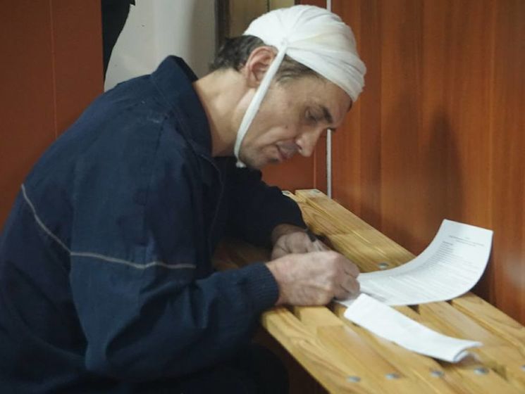 Суд заарештував Безуха, який захопив заручників у будівлі "Укрпошти" в Харкові, до 27 лютого
