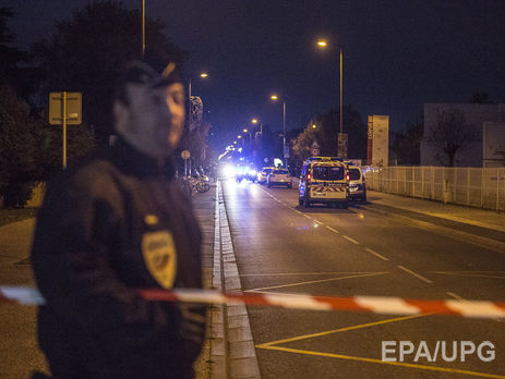 Во Франции в новогоднюю ночь сожгли больше тысячи машин