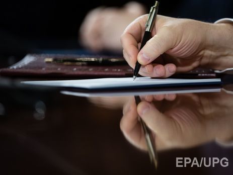 В 2017 году Порошенко помиловал 139 осужденных