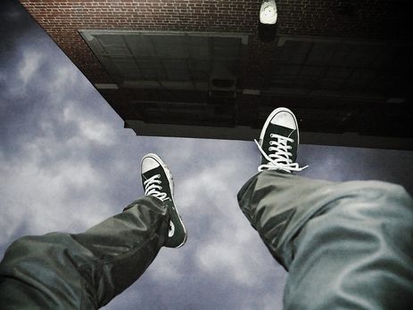 В Ивано-Франковске мужчина выпрыгнул с девятого этажа