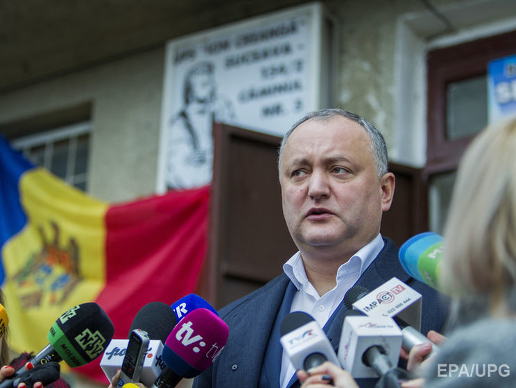 У Конституційний суд Молдови подали новий запит про тимчасове відсторонення Додона від посади президента