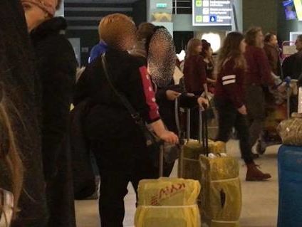 В аэропорту Киев правоохранители задержали двух женщин, переправлявших украинок за границу для сексуальной эксплуатации