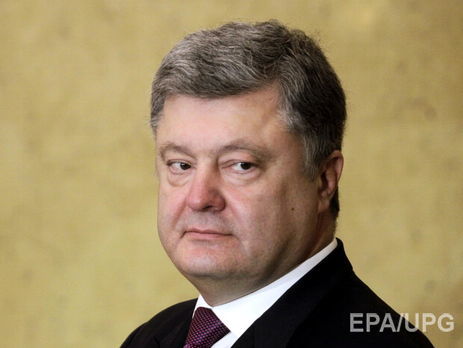 Порошенко: 2017‑й став роком відновлення економічного зростання в Україні, але підстав для феєрверка немає