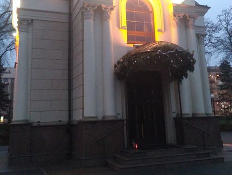 У храма Запорожья, где проходит акция #принеси_куклу, неизвестные избили нескольких человек – 061.ua