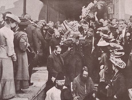 Британські вчені назвали можливу причину смерті письменника Чехова, дослідивши його сорочку