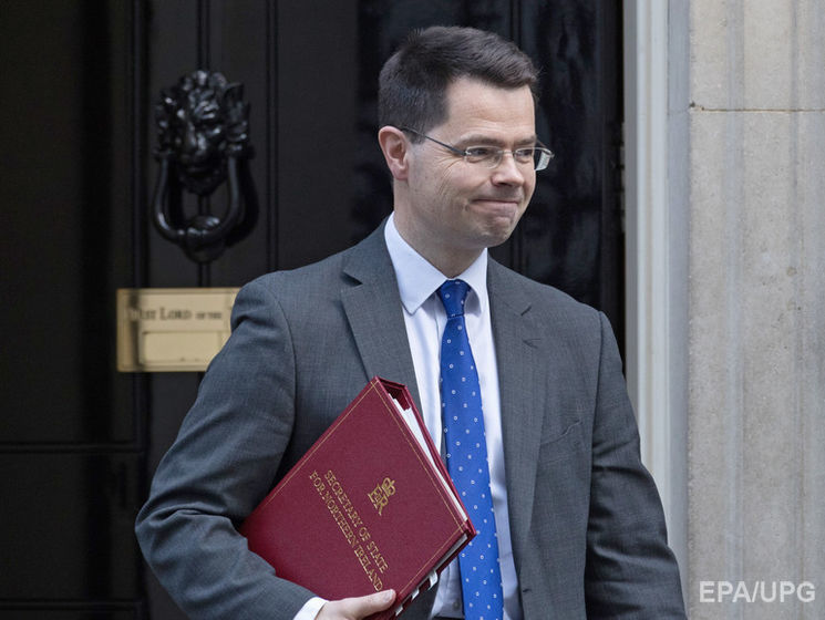 Британский министр по делам Северной Ирландии ушел в отставку
