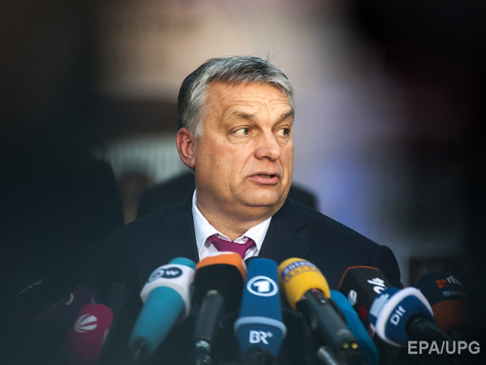 "Ми бачимо їх як мусульманських загарбників". Прем'єр Угорщини не хоче приймати у країну біженців
