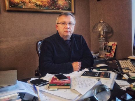 Економіст Савченко вважає, що фінансова допомога Заходу має надходити в Україну без участі держструктур