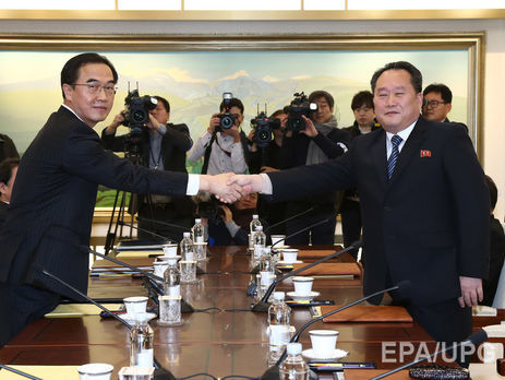 Південна Корея під час переговорів із представниками КНДР запропонувала, щоб спортсмени обох країн вийшли разом на церемонію відкриття Олімпіади 2018