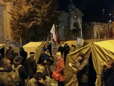 Богуцкая: Палаточный городок под ВР заморожен на две недели из-за попытки "переворота" и финансовых затруднений