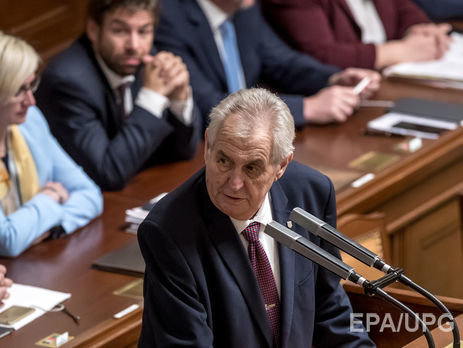 Чинний президент Чехії Земан лідирує в передвиборчій гонці за кілька днів до голосування