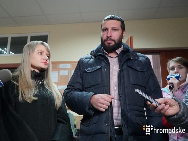 Адвокати сім'ї Ноздровської заявили про відкрите стеження за ними
