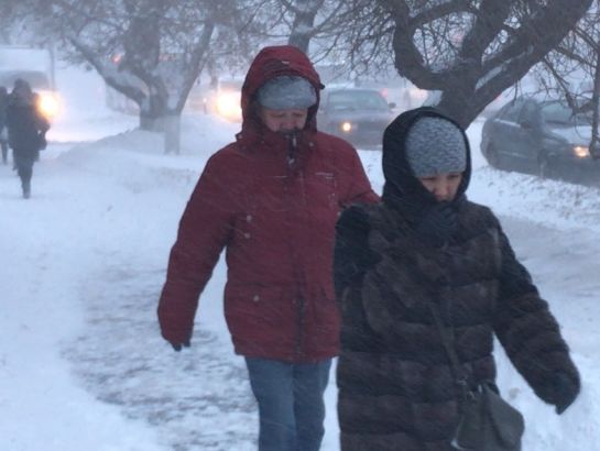 В Астане из-за снежной бури объявили режим чрезвычайной ситуации