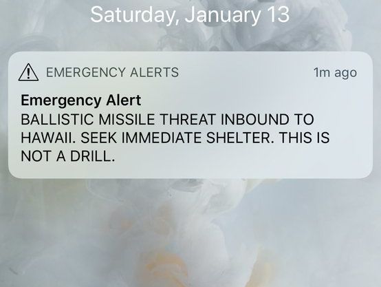 Жителям Гаваїв розіслали повідомлення про загрозу ракетного удару, які виявилися неправдивими