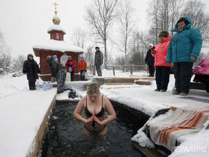 Во всех водоемах Львова запретили купаться на Крещение