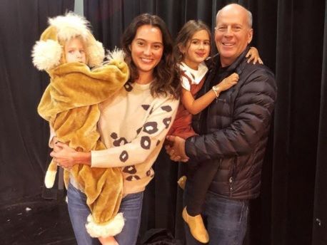 П'ятирічна донька зробила Віллісу манікюр