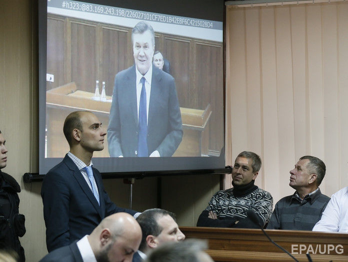 Адвокати Януковича хочуть допитати Азарова, Клюєва, Захарченка, Шуляка та інших екс-чиновників – ЗМІ