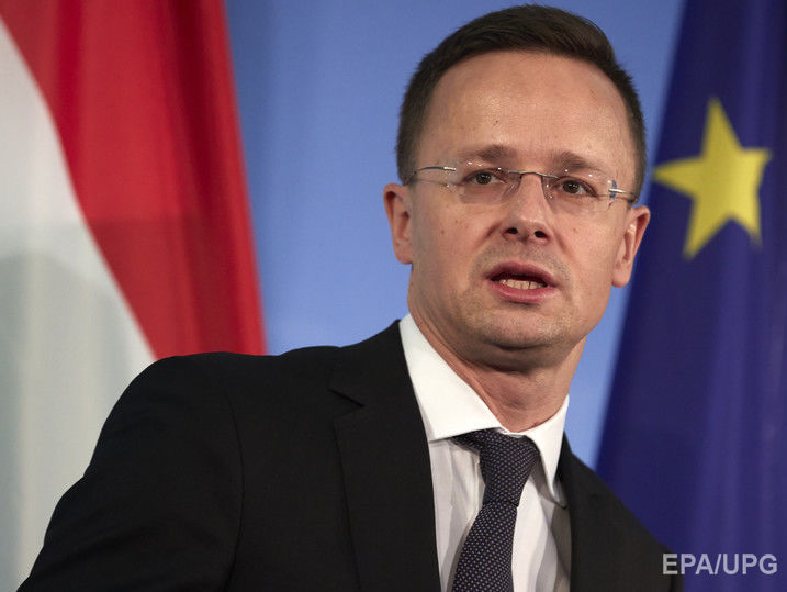 Сіярто заявив, що Угорщина не сприятиме проведенню засідання Україна – НАТО