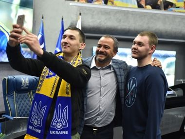 Экс-заложники боевиков "ЛНР" Овчаренко и Ахмеров получили работу в Федерации футбола Украины
