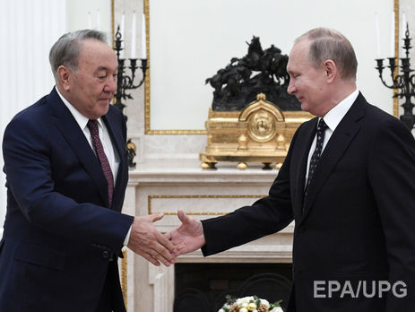 Путін обговорив із Назарбаєвим ситуацію в Україні