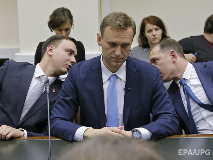 Президія Верховного суду РФ відмовилася передати для розгляду в судовому засіданні скаргу Навального на недопуск до виборів