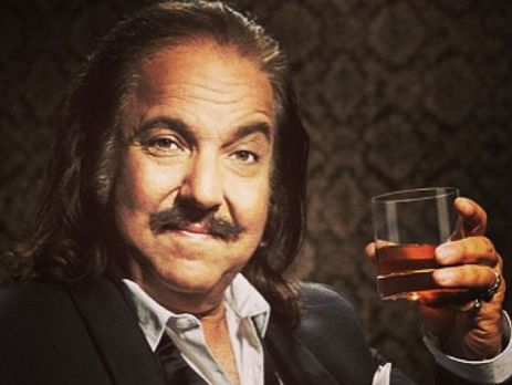 Боротьба з насильством у порноіндустрії. Зірка фільмів для дорослих не зможе претендувати на порно-