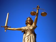 Как за манипуляциями о нарушениях суверенитета не заметили нарушения прав человека: еще немного об антикоррупционном суде