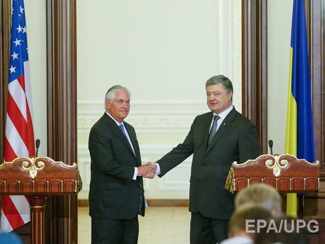 Порошенко заявив, що обговорив із Тіллерсоном економічне співробітництво і питання безпеки