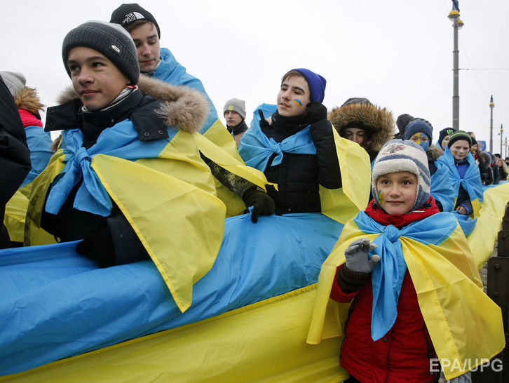 Понад 40% українців вірить, що в Україні все налагодиться протягом найближчих 10–15 років – опитування