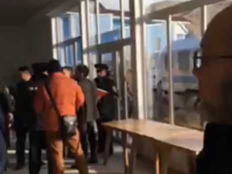 Чубаров: Російські окупанти вдерлися на засідання кримськотатарського руху 