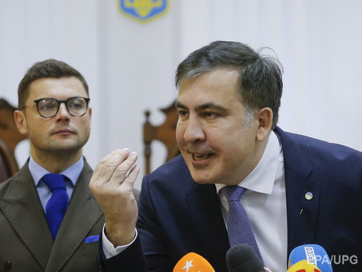 Саакашвили: Молдаванин Порошенко сначала назначил грузина украинцем, а потом лишил его гражданства